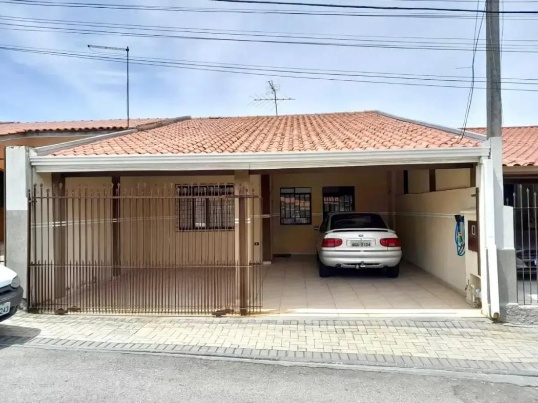 Casa à venda em Xaxim, Curitiba — Hub Urbana