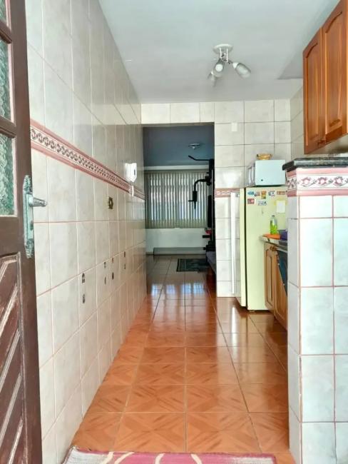 Casa à venda em Xaxim, Curitiba — Hub Urbana