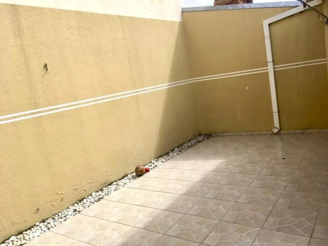 Casa à venda em Xaxim, Curitiba — Hub Urbana