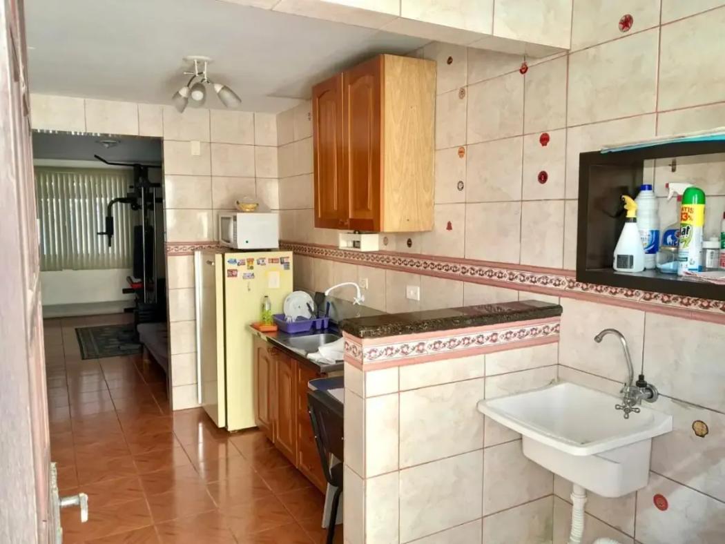 Casa à venda em Xaxim, Curitiba — Hub Urbana