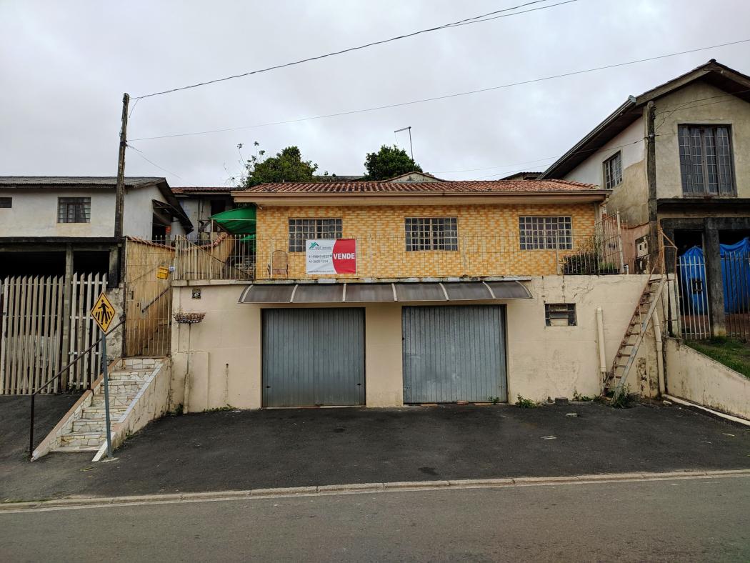Casa em COLOMBO - PR, no bairro Das Graças - Referência 0104-WDF