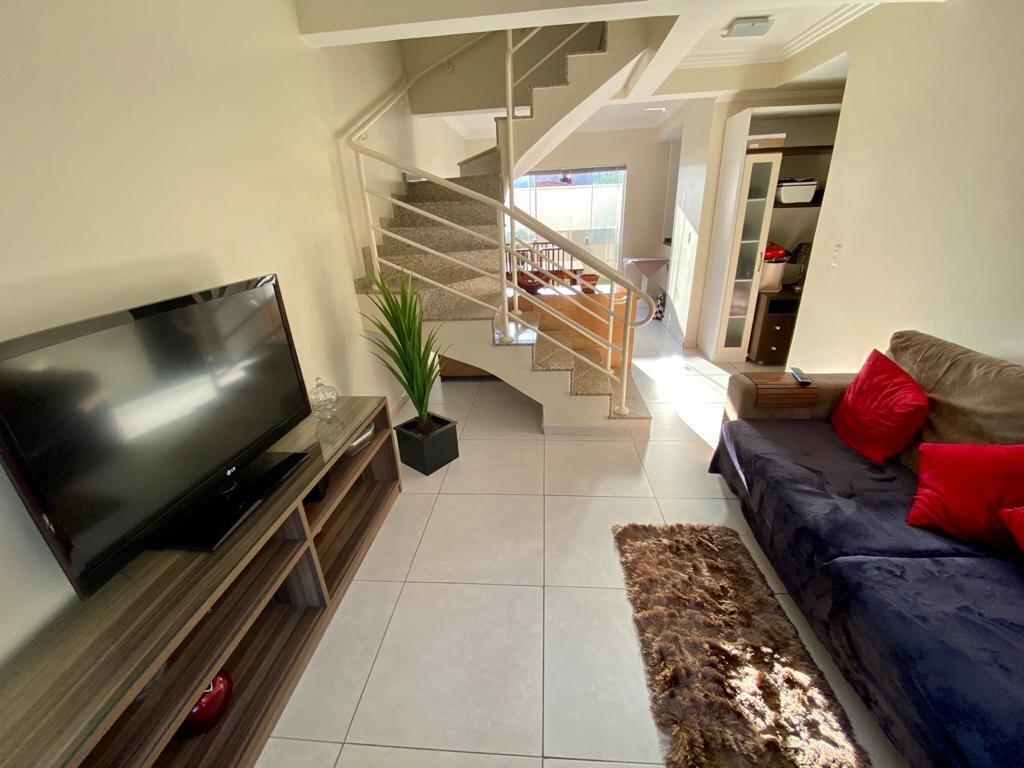 - SOBRADO com 4 dormitórios à venda com 144.88m² por R$ 790.000,00 no bairro Guabirotuba - CURITIBA / PR
