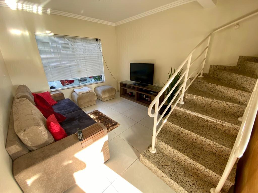  - SOBRADO com 4 dormitórios à venda com 144.88m² por R$ 790.000,00 no bairro Guabirotuba - CURITIBA / PR