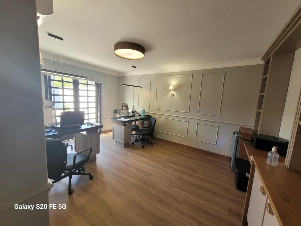 Casa à venda em Água Verde, Curitiba — Hub Urbana