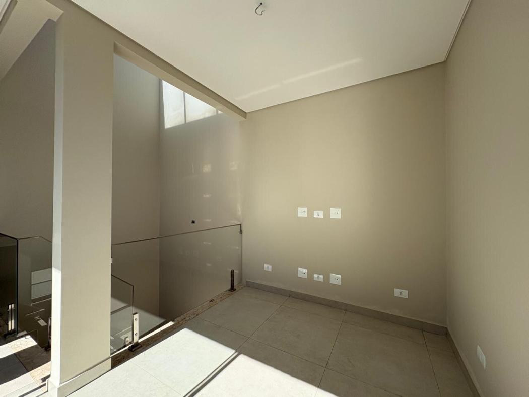 Casa à venda em Jardim Das Américas, Curitiba — Hub Urbana