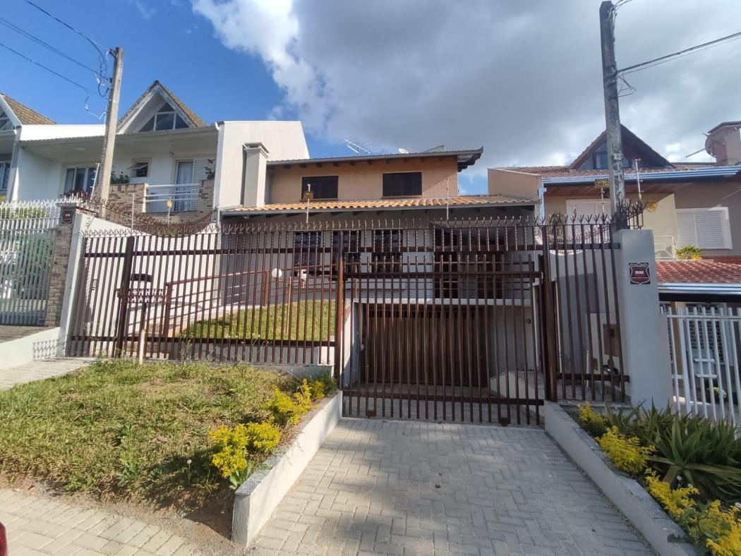 Sobrado à venda com 2 quartos, 221m² - mossunguê,Curitiba 