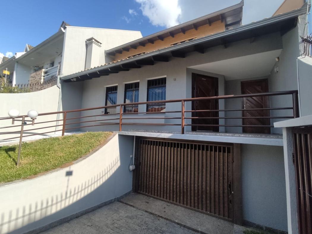 Sobrado à venda com 2 quartos, 221m² - mossunguê,Curitiba 