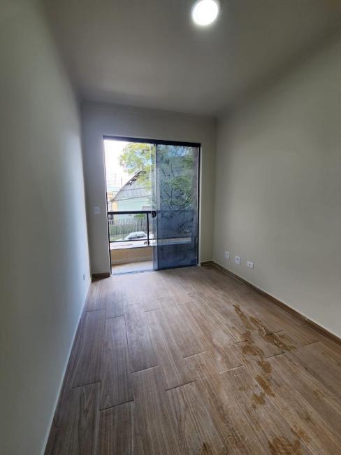 Casa para alugar em Uberaba, Curitiba — Hub Urbana