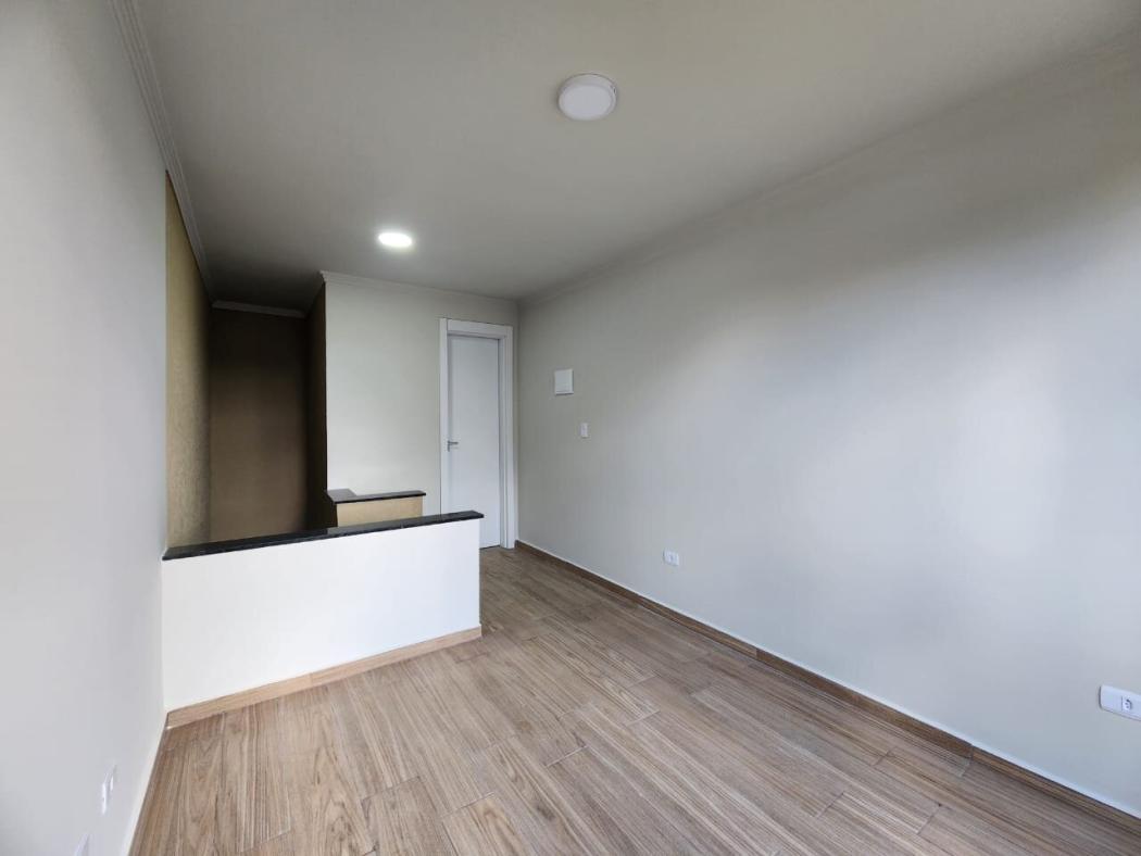 Casa para alugar em Uberaba, Curitiba — Hub Urbana