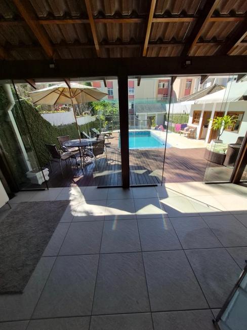 Casa à venda com 4 quartos - Hugo Lange,Curitiba 
