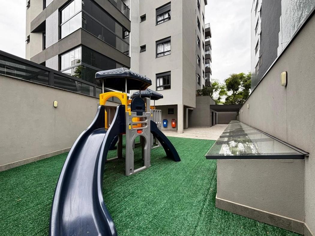 Apartamento à venda em Ahú, Curitiba — Fava Imóveis