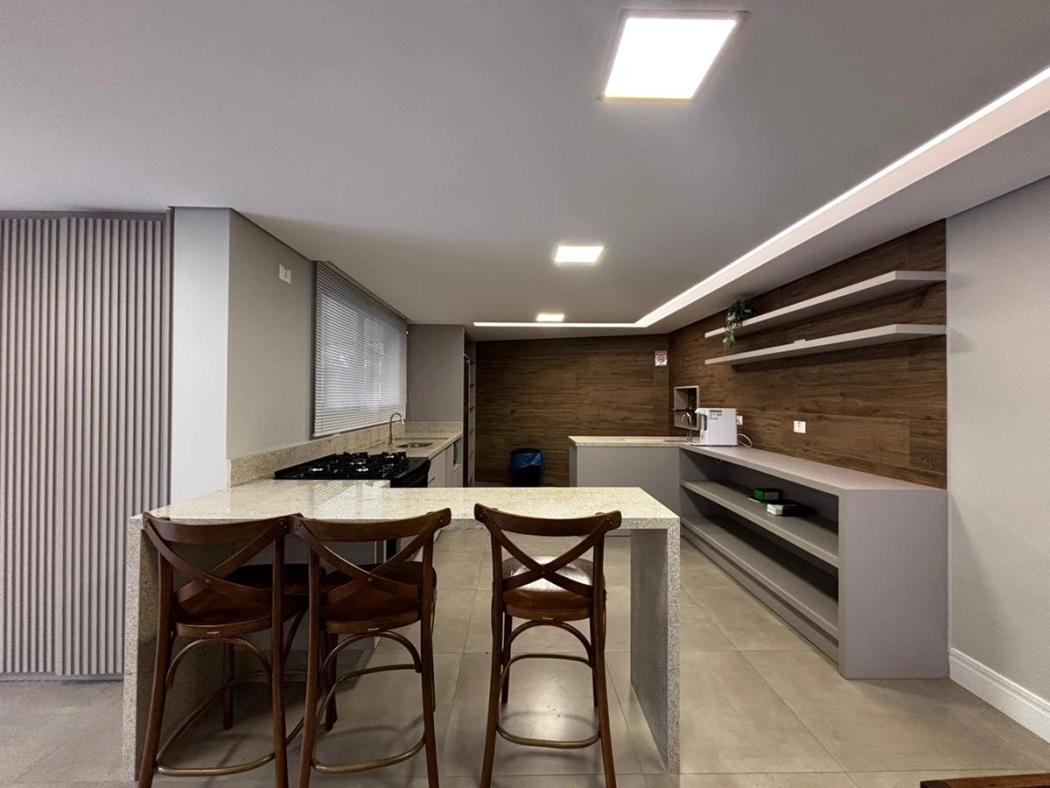 Apartamento à venda em Ahú, Curitiba — Fava Imóveis