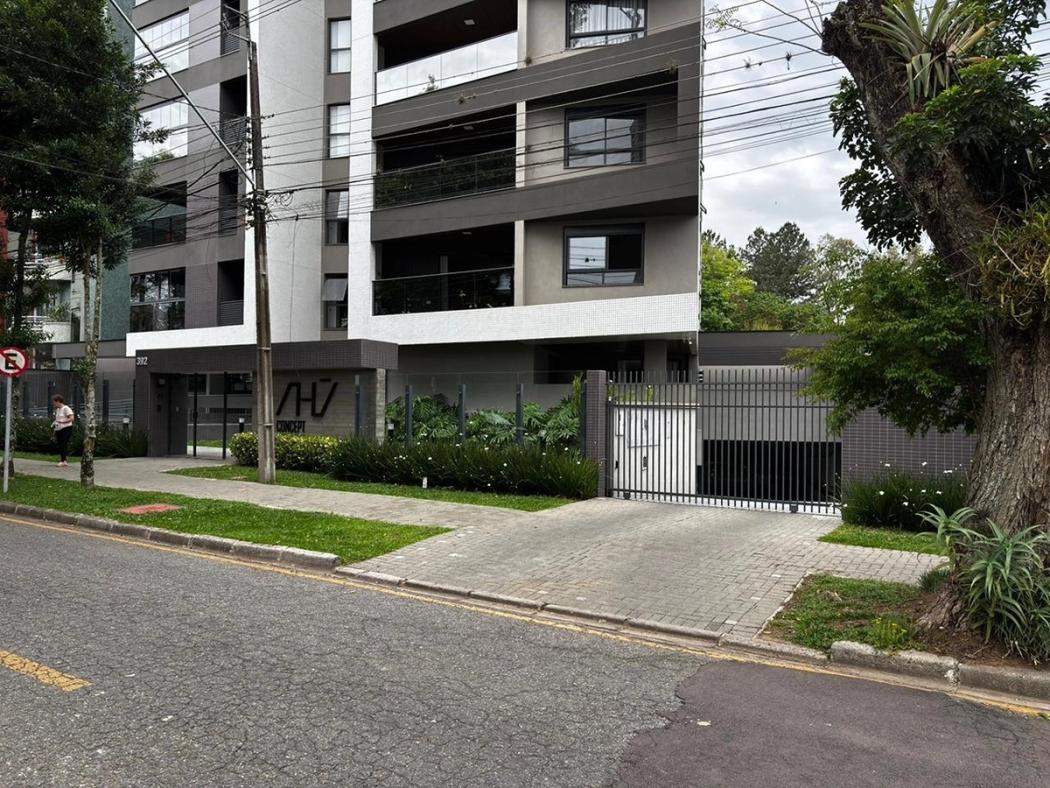 Apartamento à venda em Ahú, Curitiba — Fava Imóveis