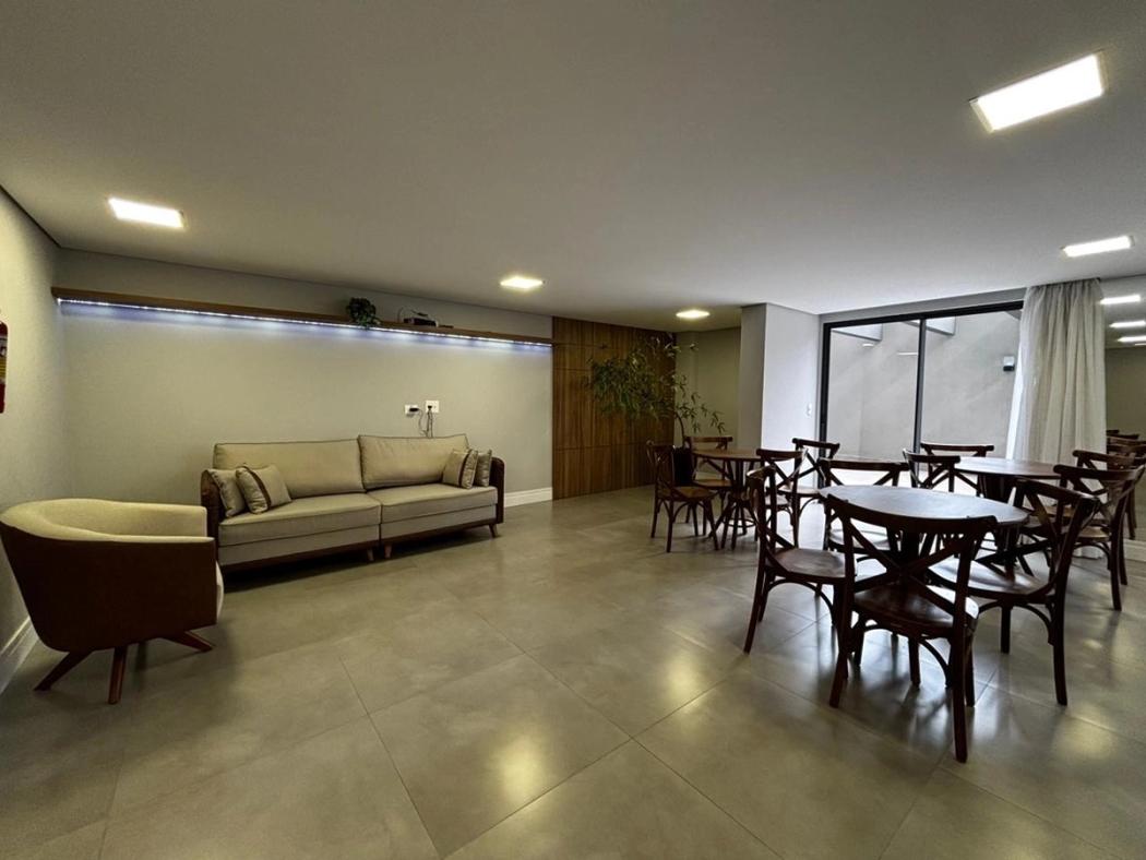 Apartamento à venda em Ahú, Curitiba — Fava Imóveis
