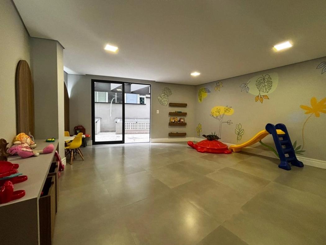 Apartamento à venda em Ahú, Curitiba — Fava Imóveis