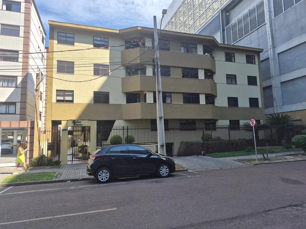Apartamento à venda em Água Verde, Curitiba — Fava Imóveis