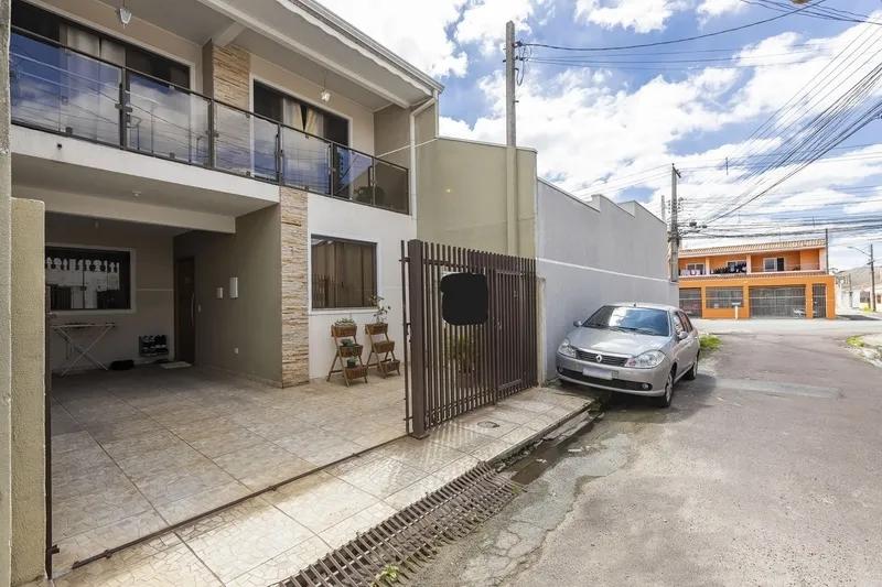 Casa em Curitiba - PR, no bairro Sítio Cercado - Referência 143-SNI