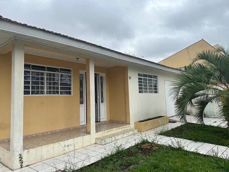 Casa em Curitiba - PR, no bairro Pinheirinho - Referência 1694-SNI