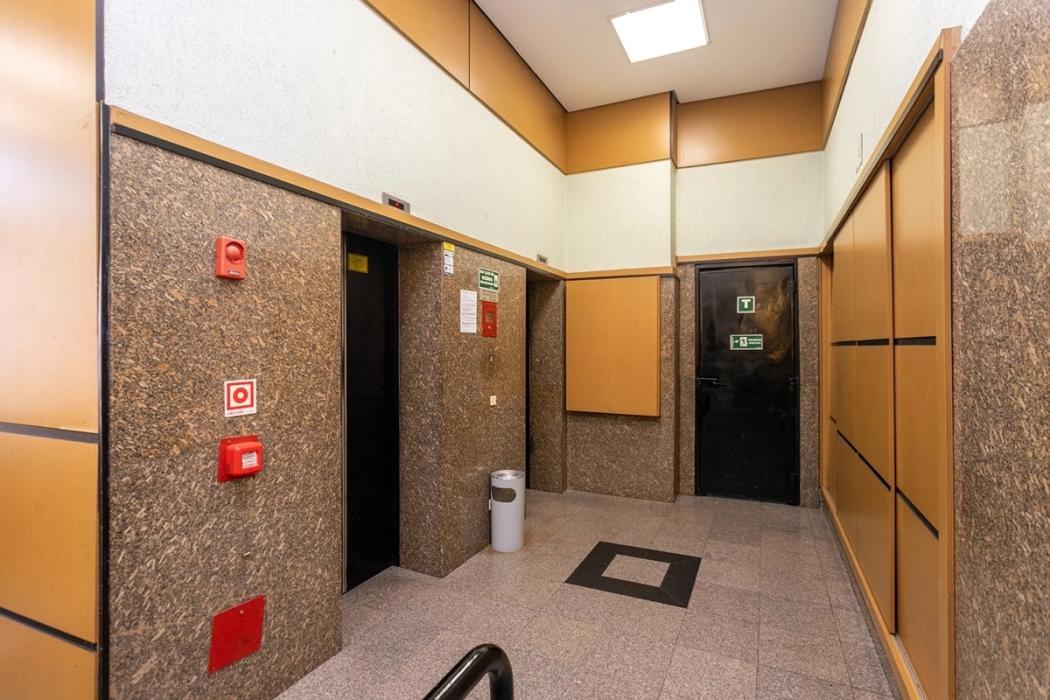 Casa comercial à venda em Centro, Curitiba — Hub Urbana