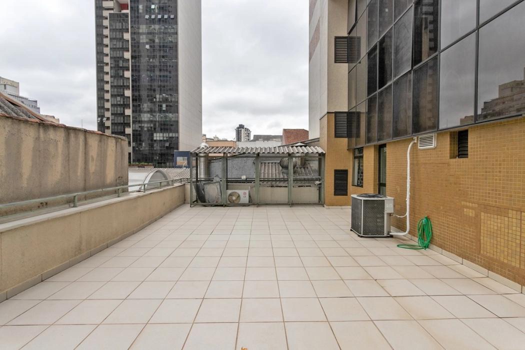 Casa comercial à venda em Centro, Curitiba — Hub Urbana