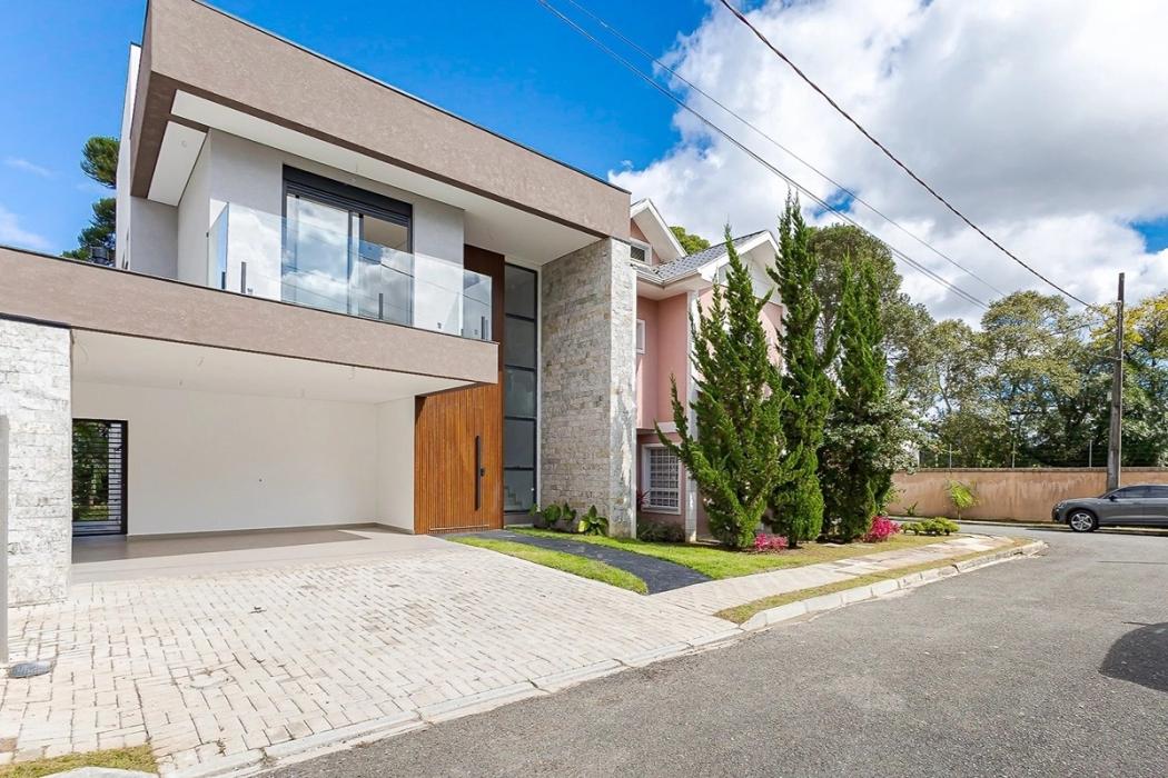Alto Padrão com 3 suítes à venda, 234 m² na Rua Theodoro Makiolka - JB3 Imóveis