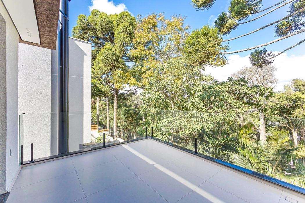 Casa à venda em Santa Cândida, Curitiba — Fava Imóveis