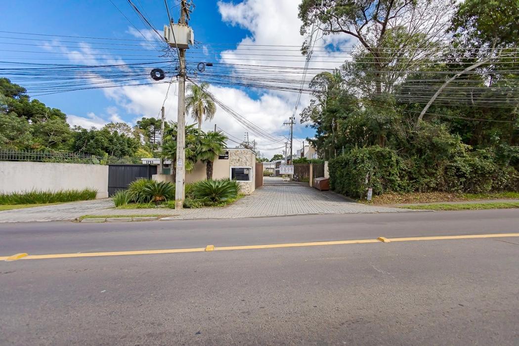 Casa à venda em Santa Cândida, Curitiba — Fava Imóveis