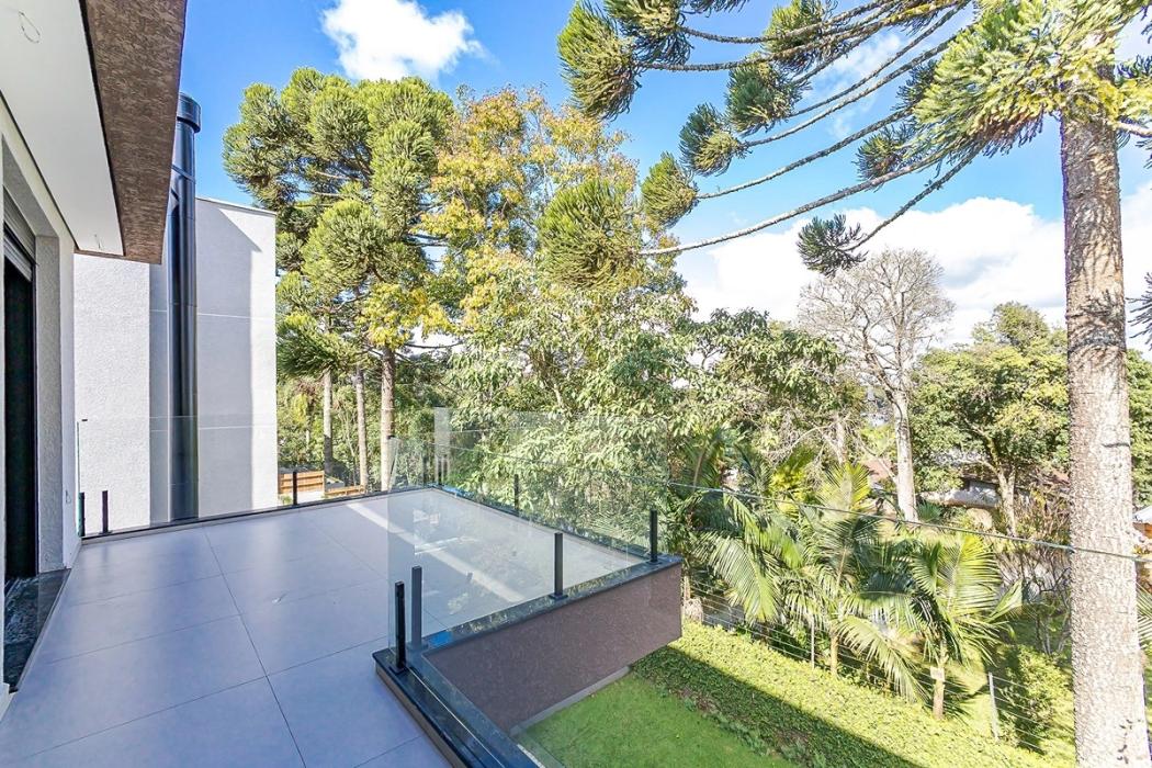 Casa à venda em Santa Cândida, Curitiba — Fava Imóveis