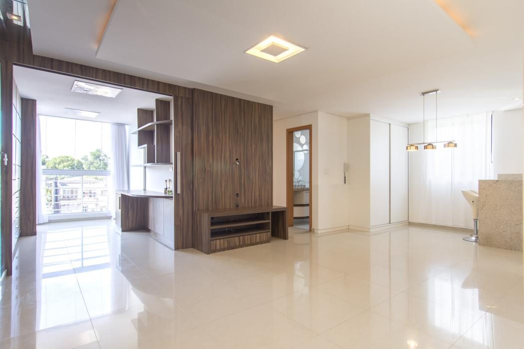  - APARTAMENTO SEMIMOBILIADO 2 VAGAS DE GARAGEM | SEMINÁRIO
