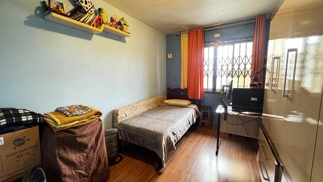 Casa à venda em Capão Raso, Curitiba — Hub Urbana