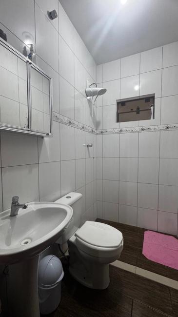 Casa à venda em Capão Raso, Curitiba — Hub Urbana