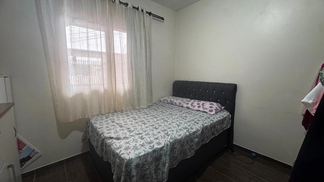 Casa à venda em Capão Raso, Curitiba — Hub Urbana