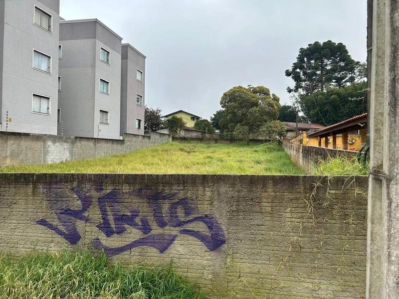  em Campo Largo - PR, no bairro Centro - Referência 225-SNI
