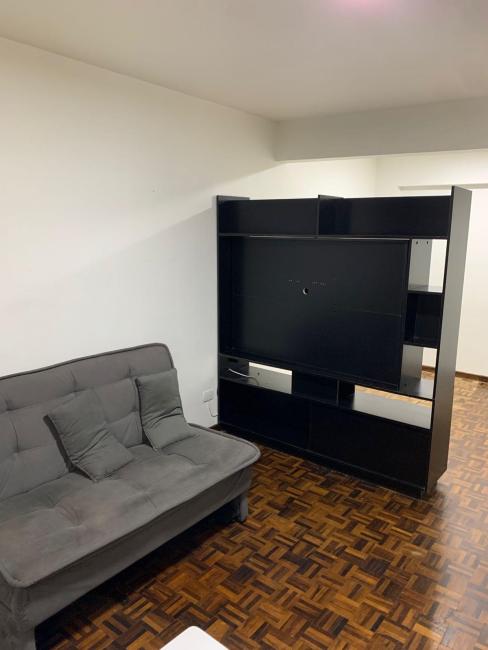  - Quitinete à venda no Centro de Curitiba | Semi mobiliada | Próx. UFPR