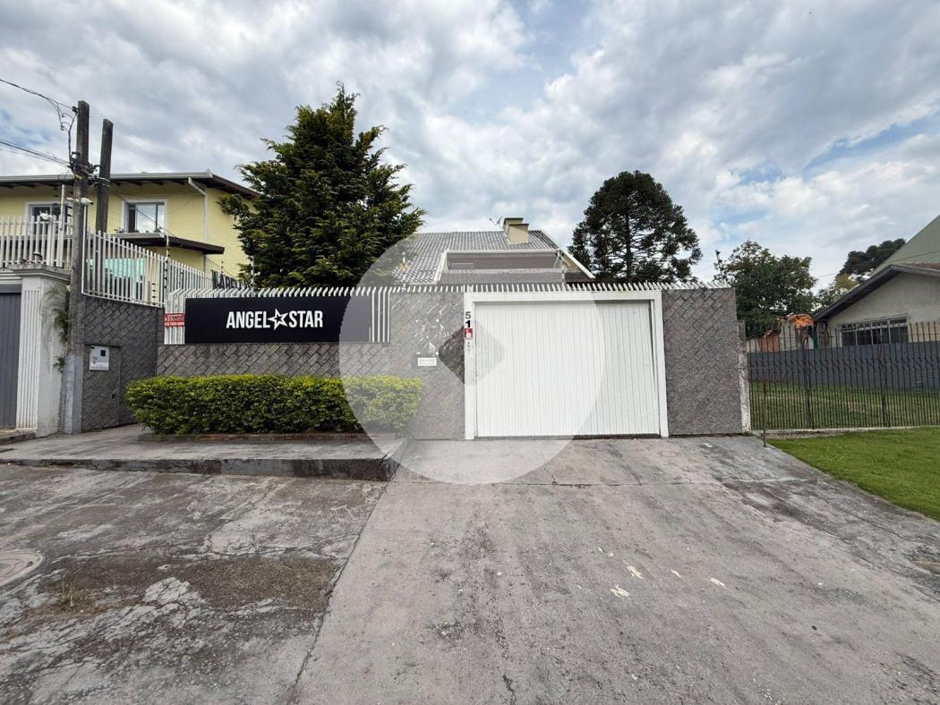 Sobrado com 4 dormitórios à venda,240.00 m , santo inácio, CURITIBA - PR