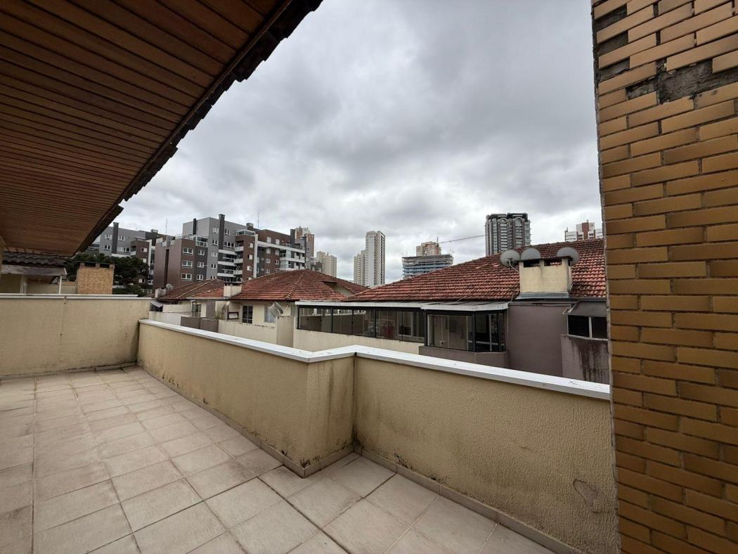 Cobertura em CURITIBA - PR, no bairro Ecoville, Curitiba - Referência 2443-PRTS