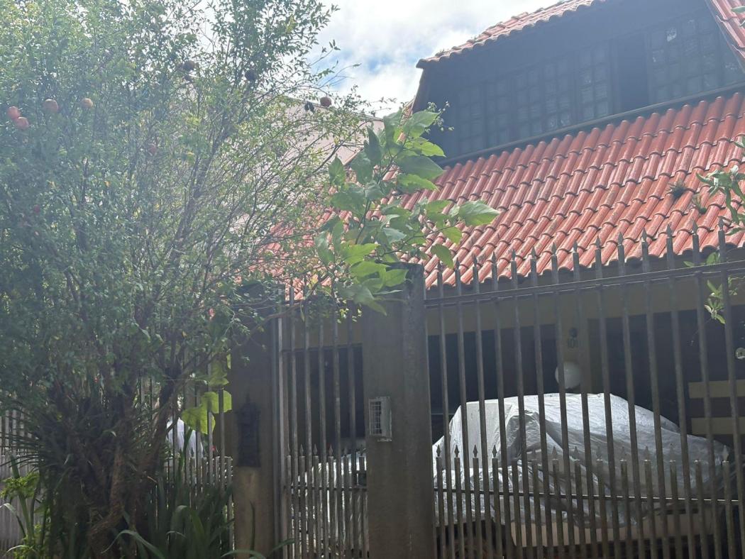 Casa à venda com 6 quartos, 400m² - alto da rua xv,Curitiba 