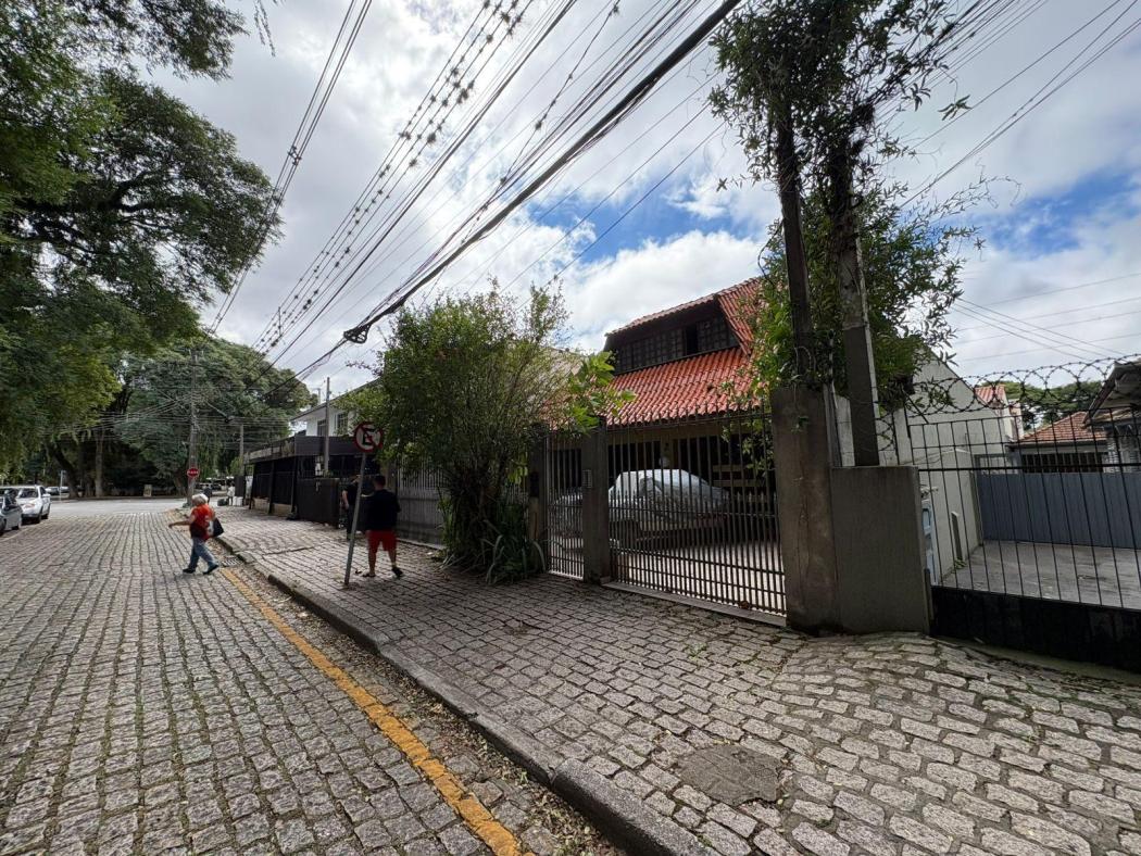 Casa à venda com 6 quartos, 400m² - alto da rua xv,Curitiba 