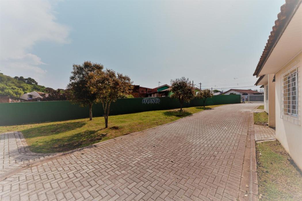 Casa à venda em Sítio Cercado, Curitiba — Hub Urbana