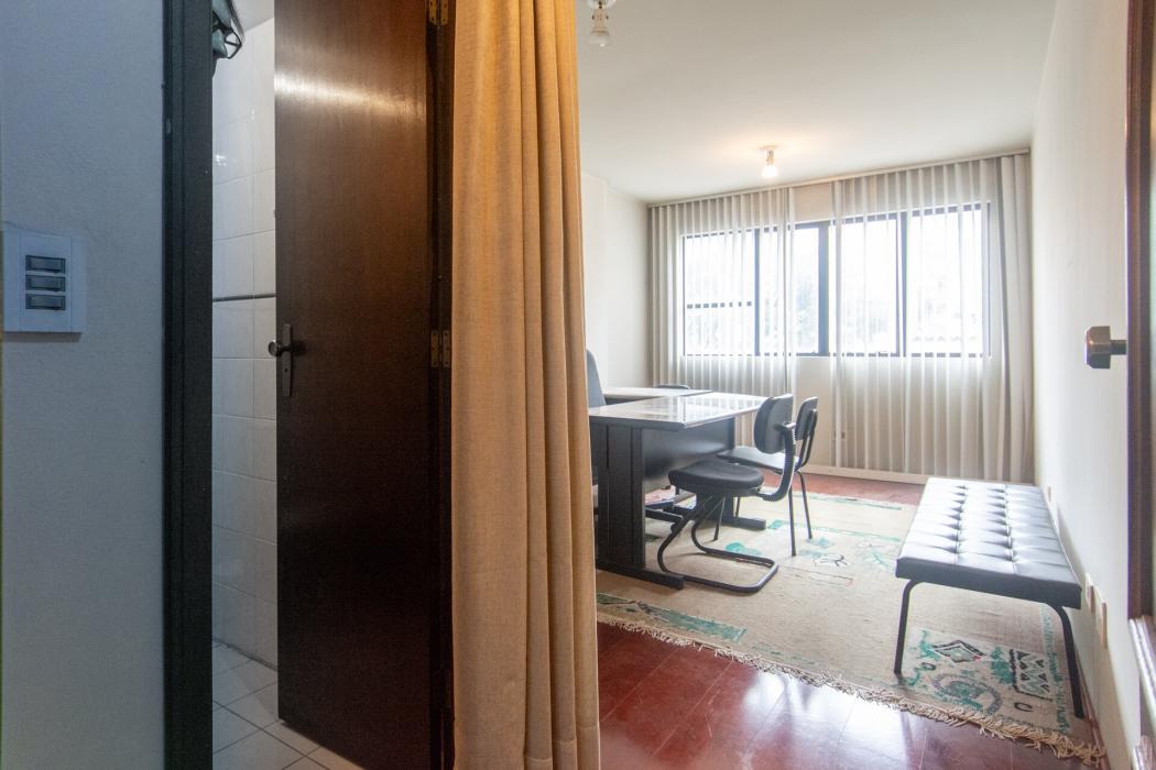 Escritório em CURITIBA - PR, no bairro Centro - Referência 630-dota-DOTA