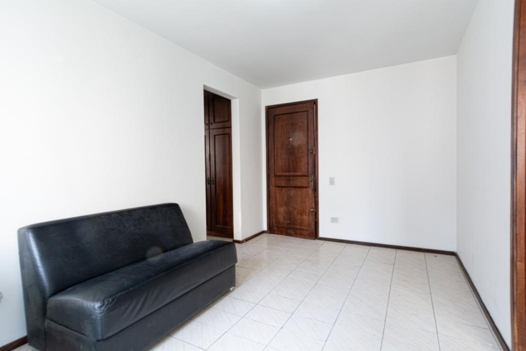 Apartamento à venda em Centro, Curitiba — Fava Imóveis