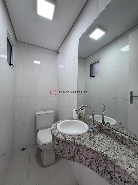  - Sobrado 3 dormitórios (uma suite) a venda no Umbará