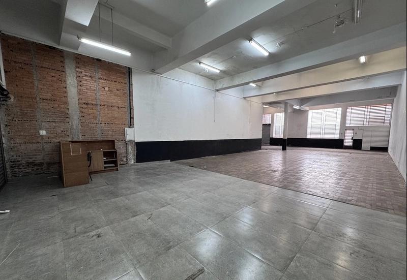 Escritório em Curitiba - PR, no bairro Centro - Referência 744-CAV