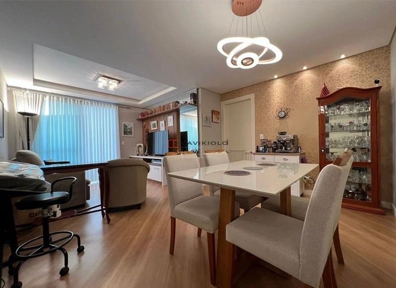  em Curitiba - PR, no bairro Juvevê - Referência 763-CAV