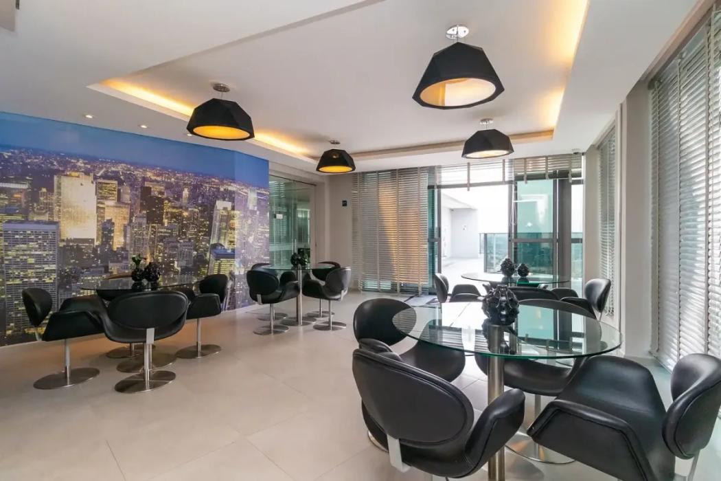 Apartamento para alugar em Centro, Curitiba — Fava Imóveis