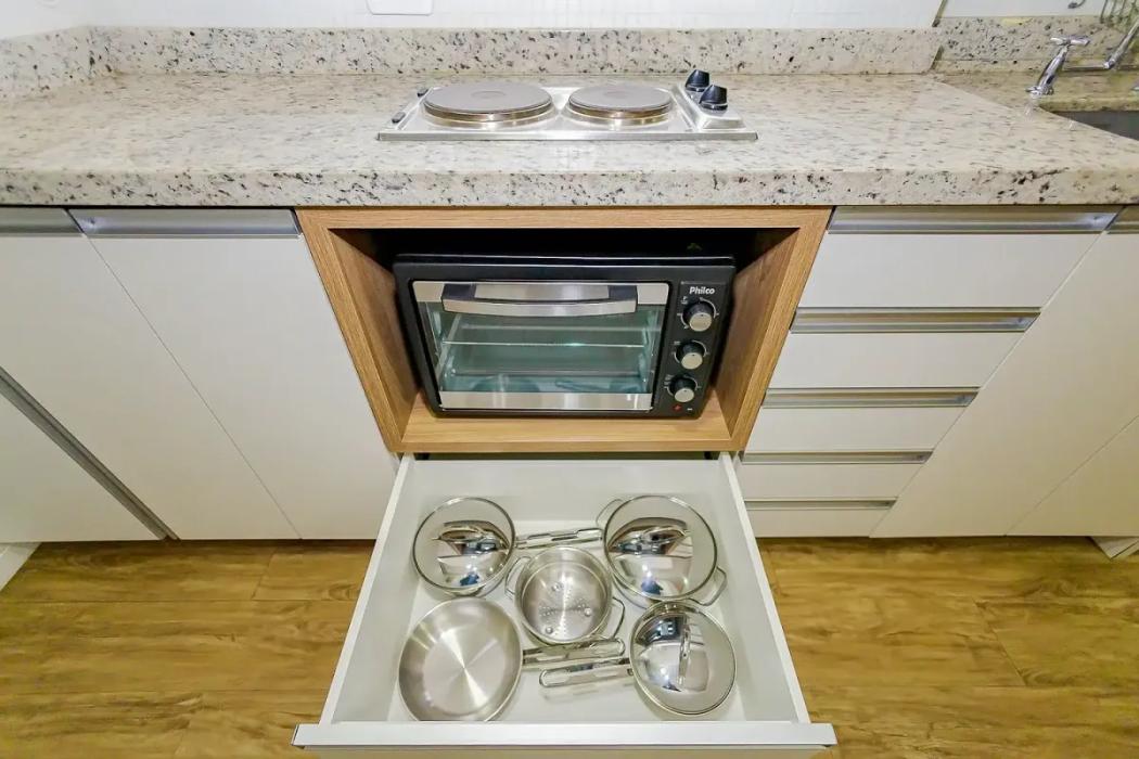 Apartamento para alugar em Centro, Curitiba — Fava Imóveis