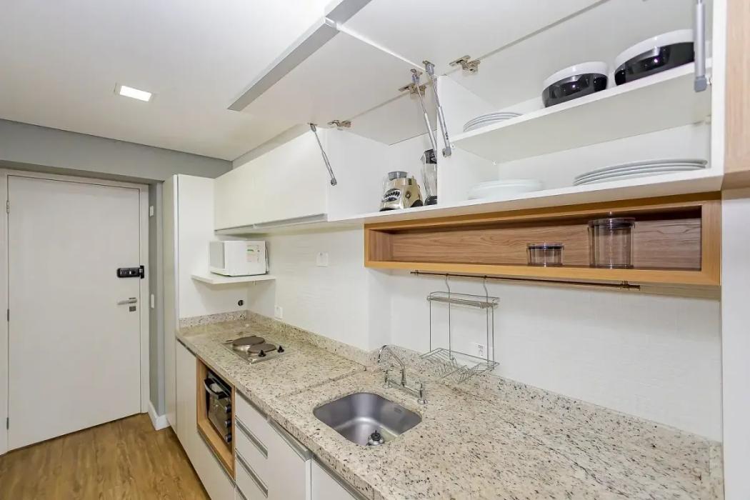 Apartamento para alugar em Centro, Curitiba — Fava Imóveis