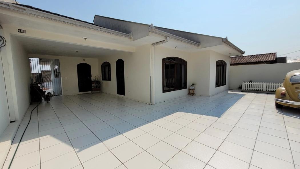 Casa com 4 dormitórios à venda, 338 m² área, por R$ 1.100.000,00 - São Braz - Curitiba/PR - JB3 Imóveis