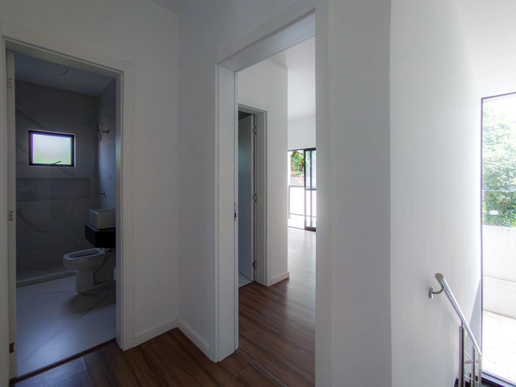 Casa à venda em Tingui, Curitiba — Hub Urbana