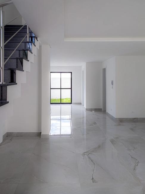 Casa à venda em Tingui, Curitiba — Hub Urbana